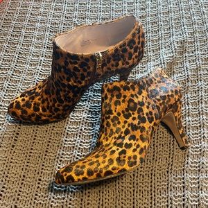 Vince Camuto animal printed heels